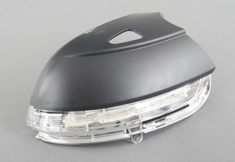 3C8949101E SOL AYNA SINYALI AYDINLATMALI JETTA PASSAT 2011-2014