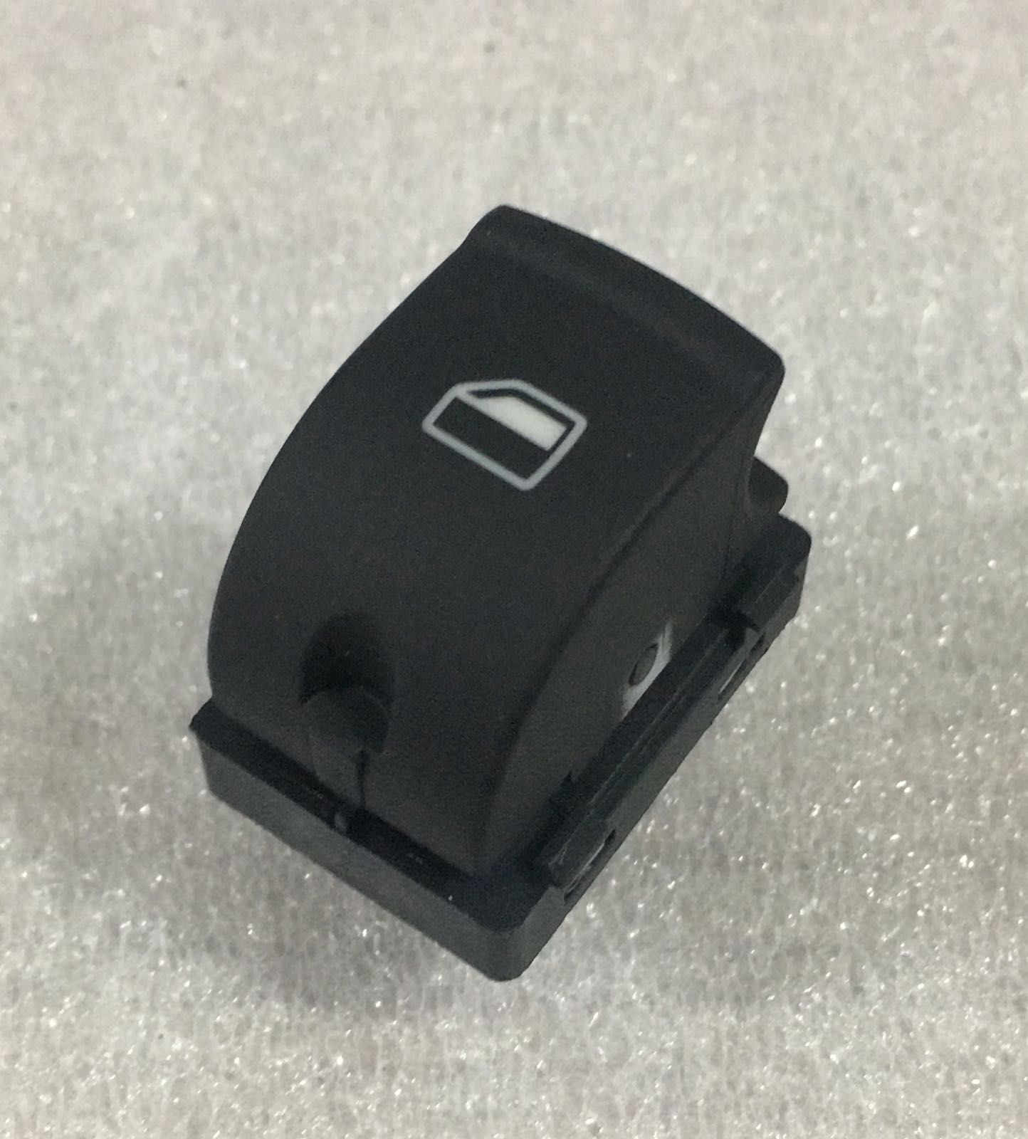 AUDI Q7 A6 A3 2004-2013 ÖN SAĞ ARKA TEKLİ CAM AÇMA KAPAMA DÜĞMESİ