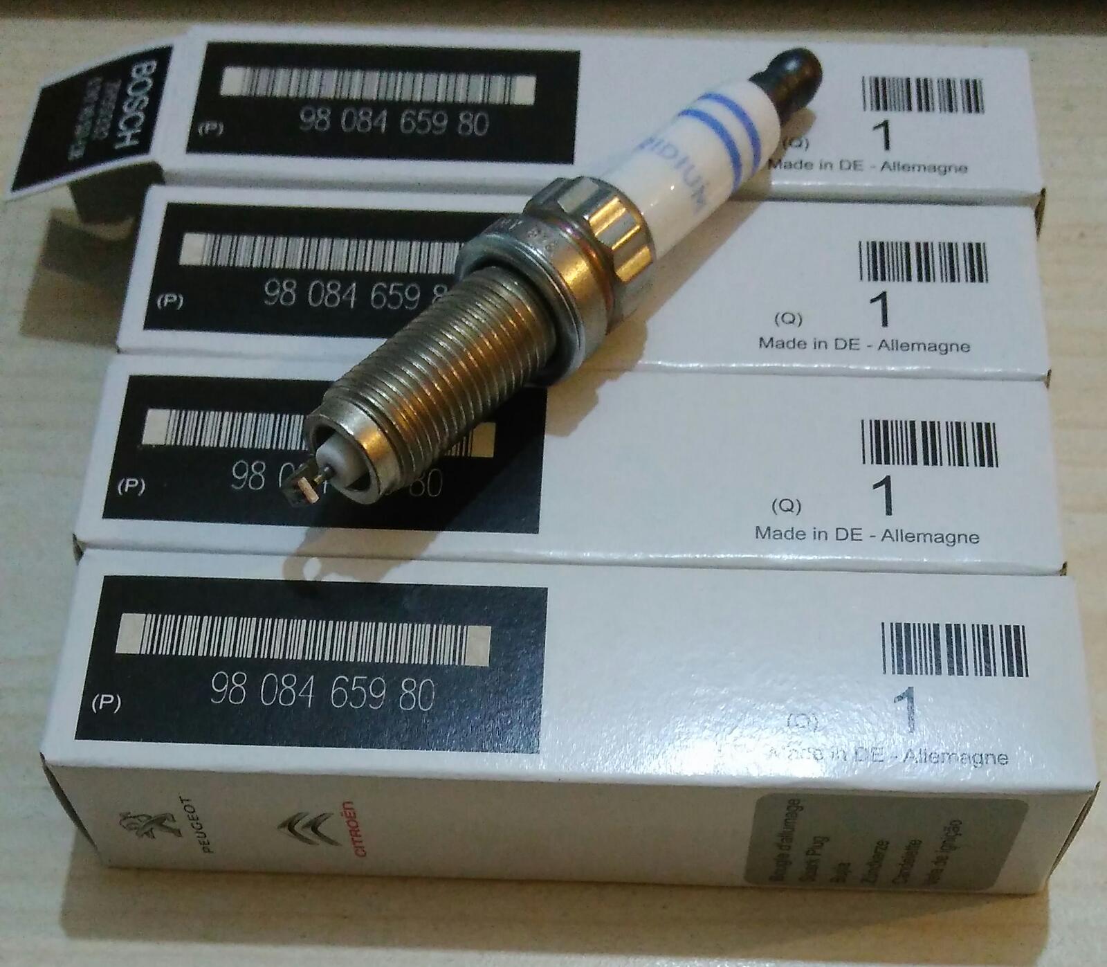 BMW F20 116i 118i / F30 316i 320i - BUJİ TAKIM (4 ADET)BOSCH