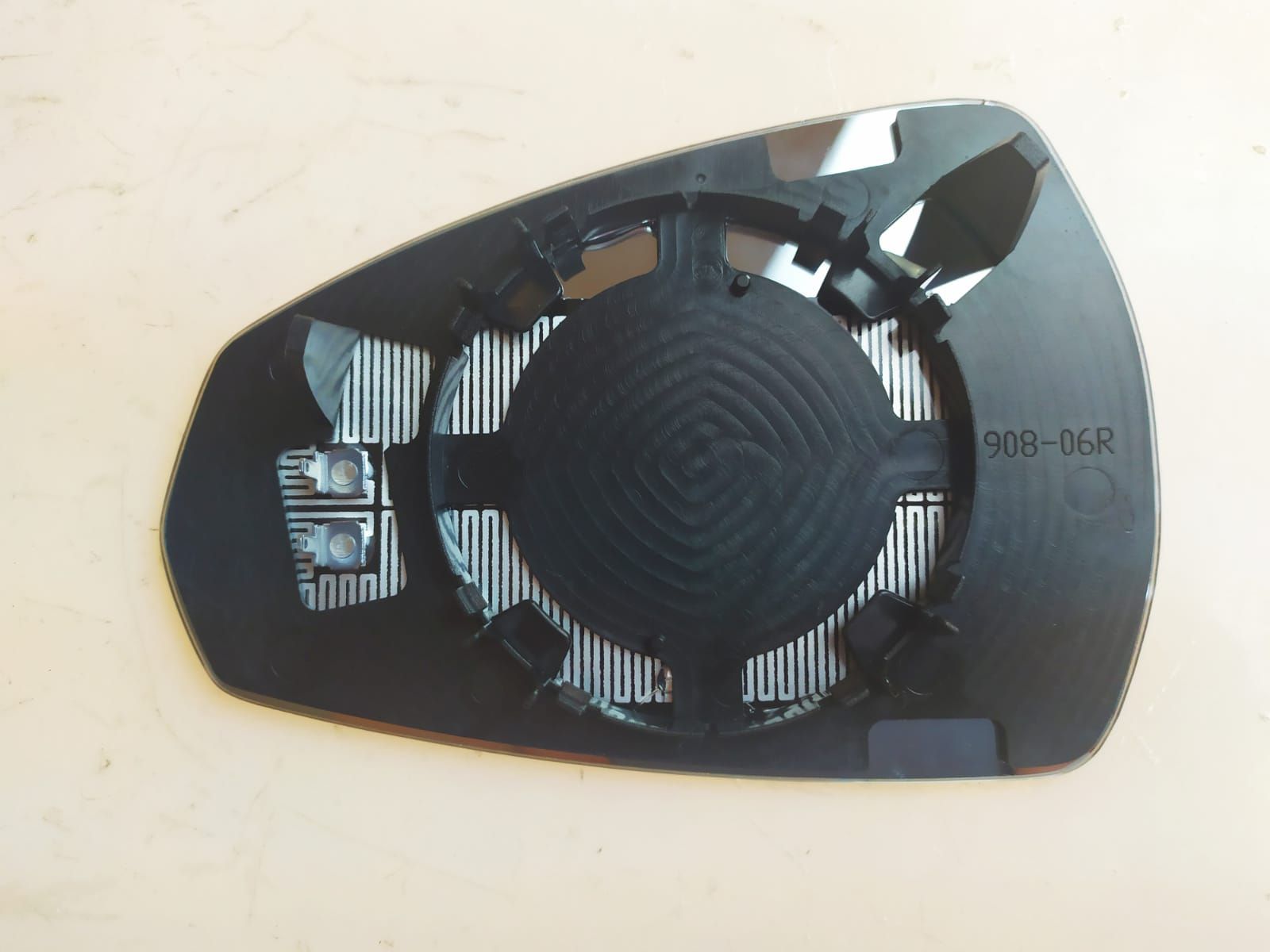 DIŞ DİKİZ AYNA CAMI AUDİ A3 2013-ISITMALI ASFERİK SAĞ