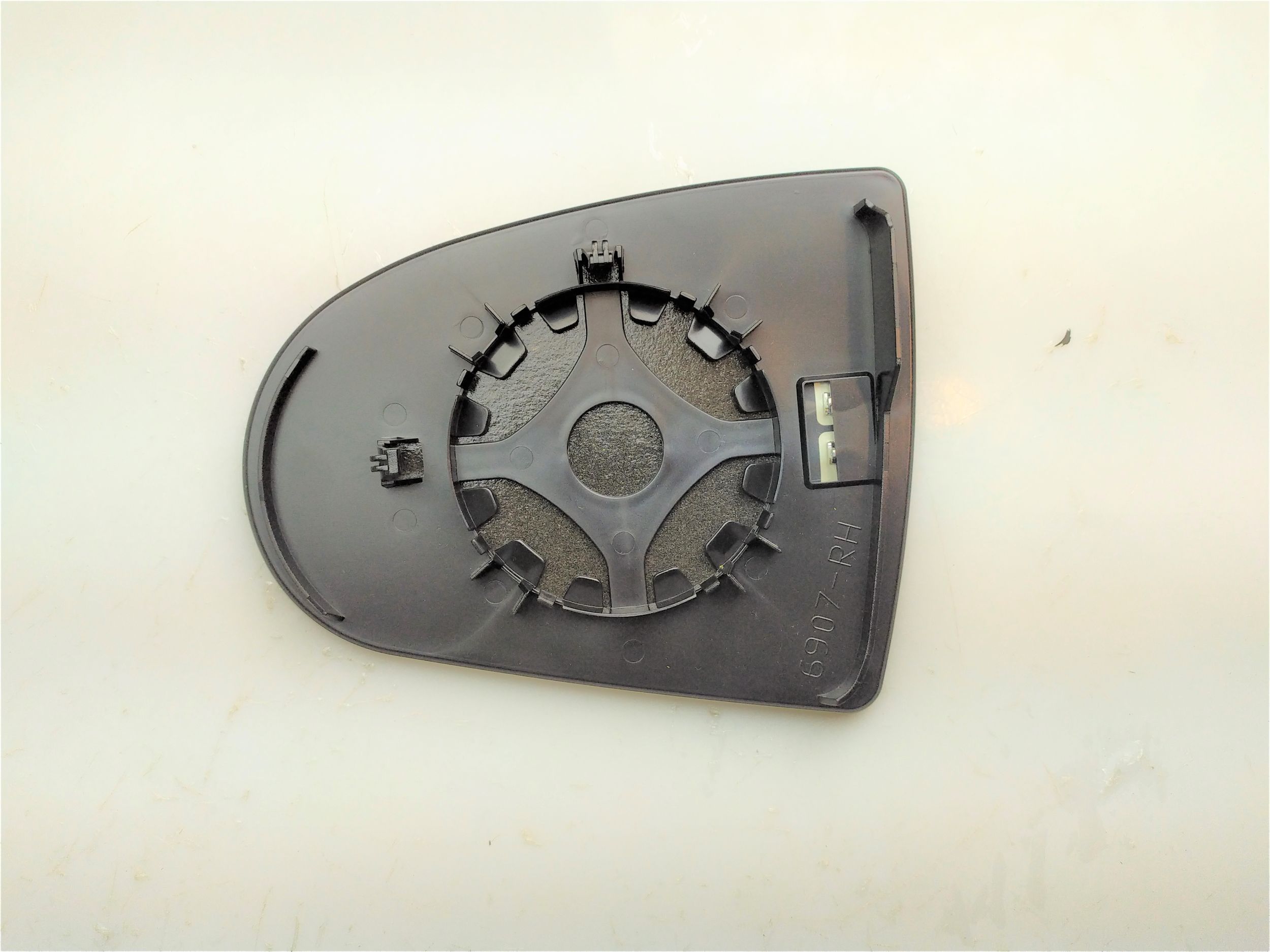 DIŞ DİKİZ AYNA CAMI MİTSUBİSHİ COLT 2005-2012 ISITMALI SAĞ