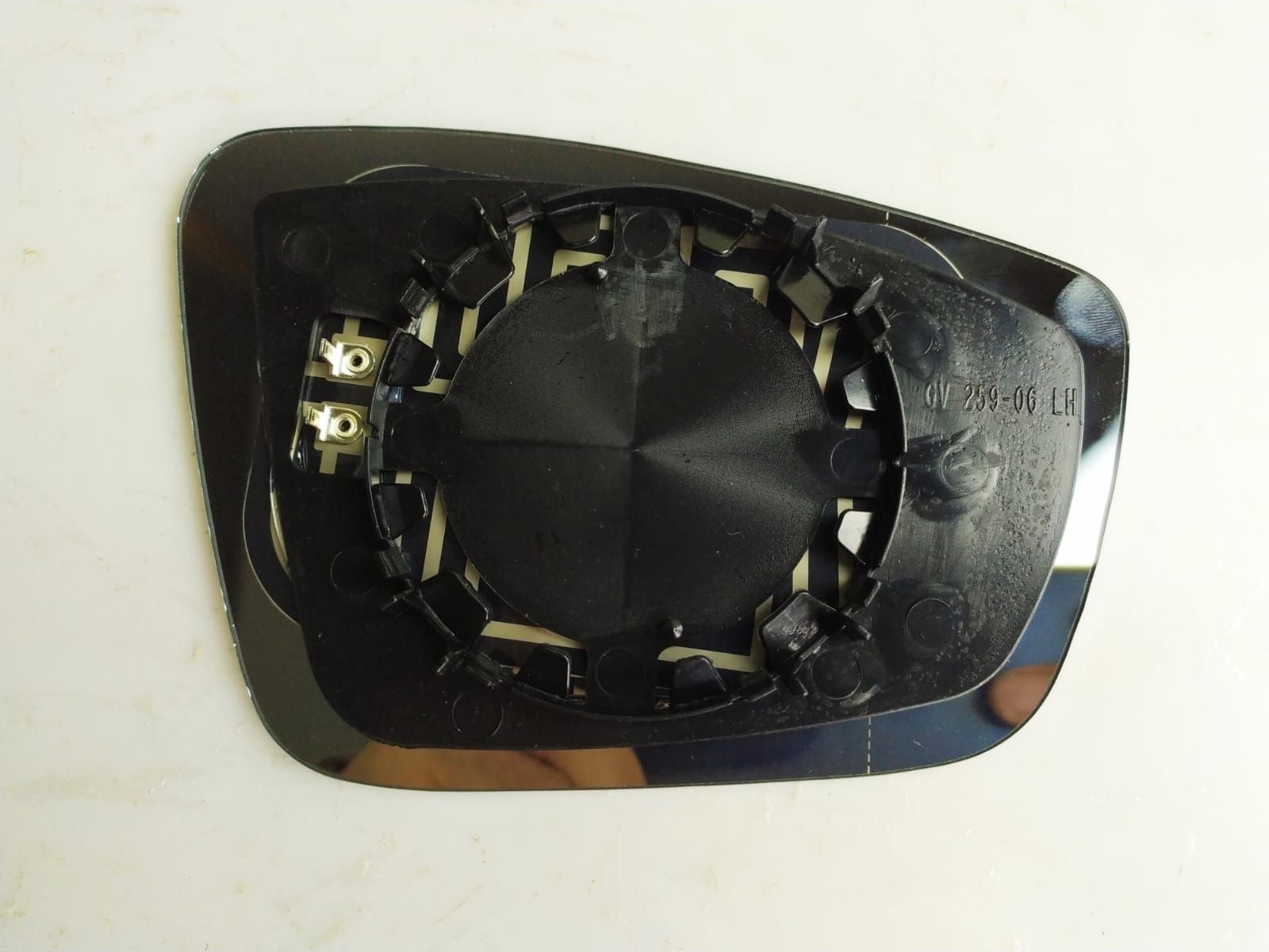 DIŞ DİKİZ AYNA CAMI SKODA RAPİD TOLEDO 2012-ISITMALI SOL