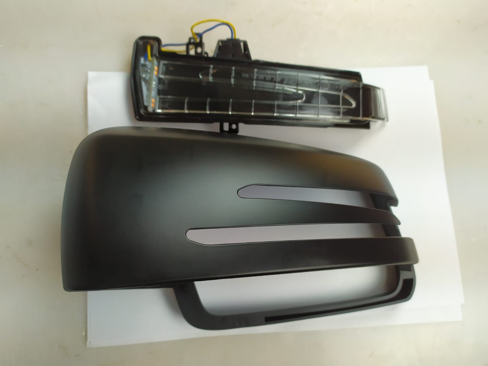 DIŞ DİKİZ AYNA KAPAĞI MERCEDES W204 W212 W221 2009-SİNYALLİ SOL