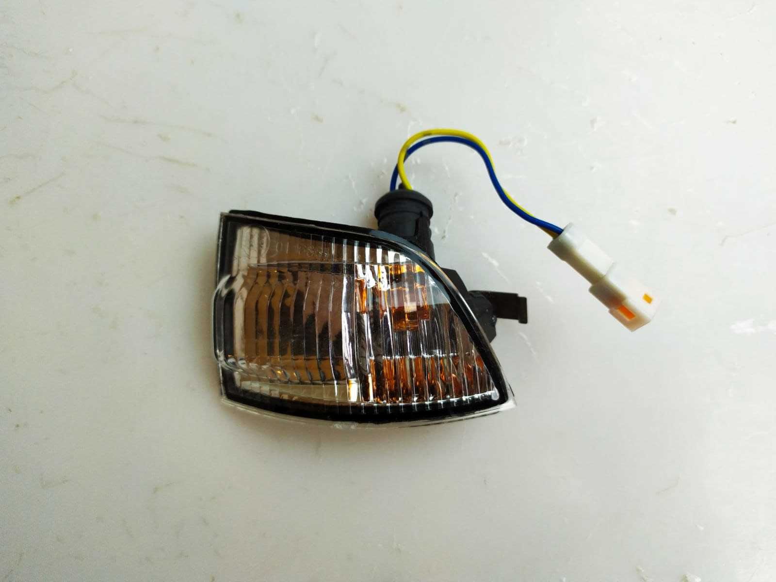 DIŞ DİKİZ AYNA SİNYALİ FORD FOCUS C-MAX 2005-2008 SAĞ