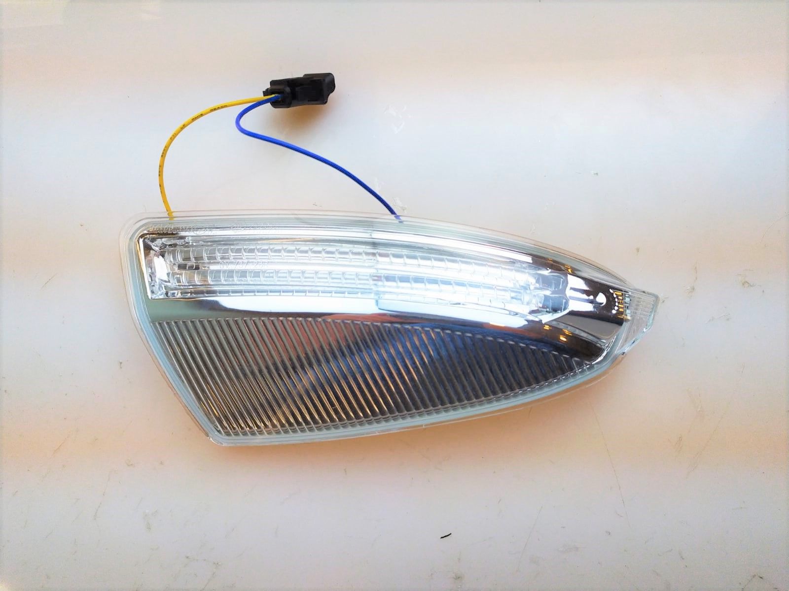 DIŞ DİKİZ AYNA SİNYALİ MERCEDES VIANO W204 2011-2014 SAĞ