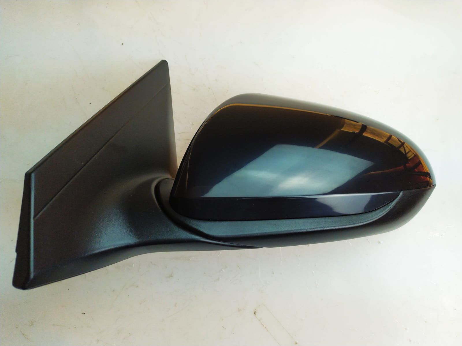 DIŞ DİKİZ AYNASI SOL HYUNDAI ELANTRA 2016-2019 ELEKTRİKLİ ISITMA