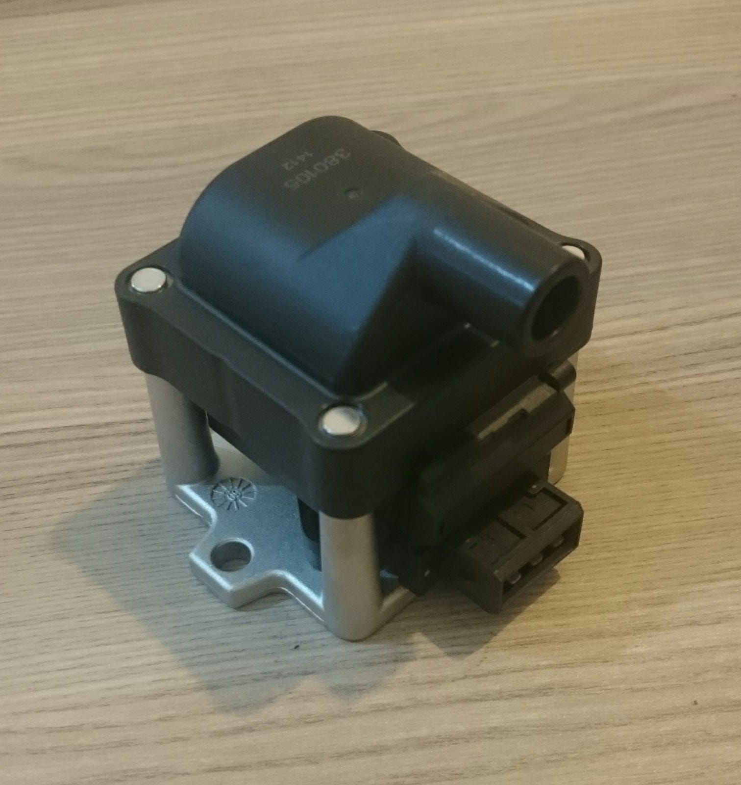 FAVORİT FELİCİA AUDI 80 100 GOLF III POLO - ATEŞLEME BOBİNİ