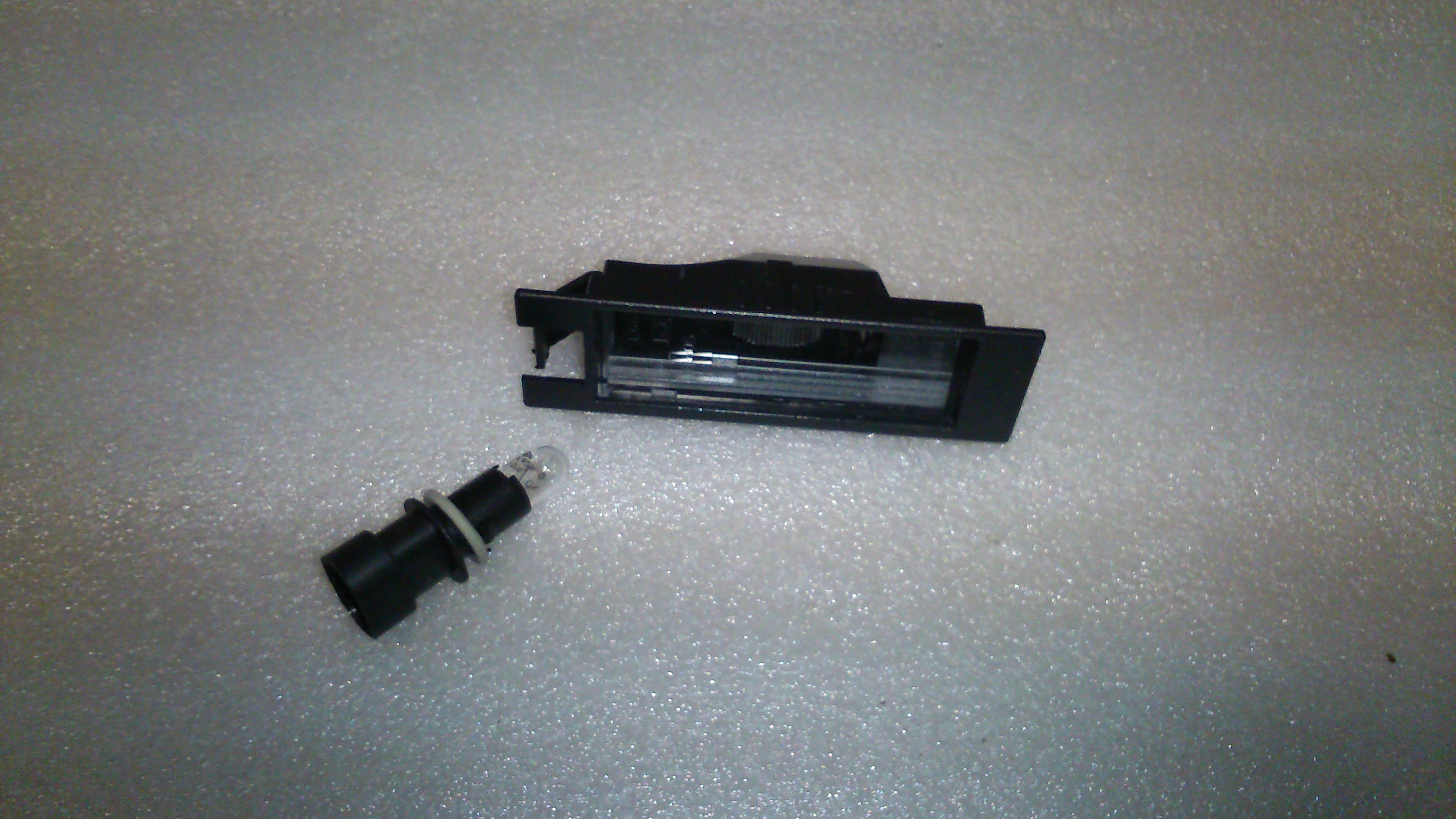 FIAT LINEA PUNTO / ARKA PLAKA LAMBASI