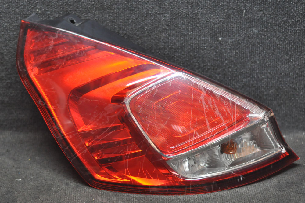FORD FİESTA 2013-2016 / ARKA SOL STOP LAMBASI (İTHAL)