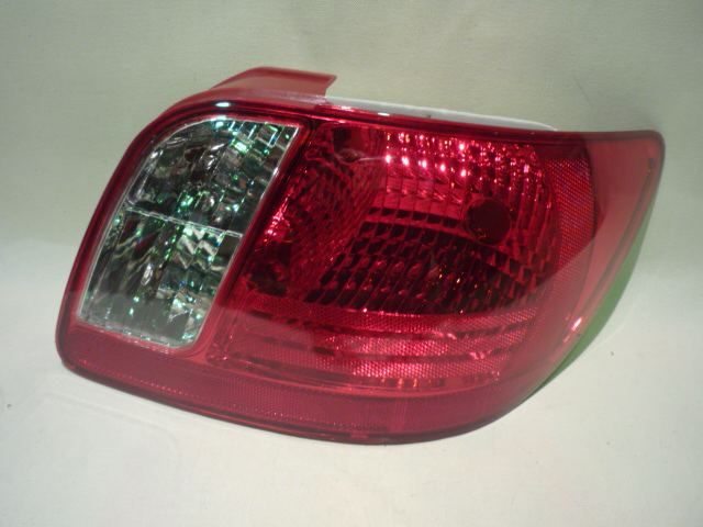 KIA RIO SEDAN 2005-2010 / SAĞ SOL STOP LAMBASI (ADET)