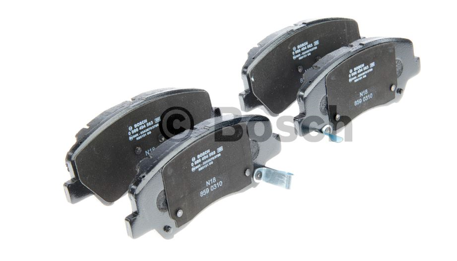 ÖN FREN BALATASI TAKIM DELİKLİ TİP HYUNDAI i20 2015-2020 ( BOSCH )