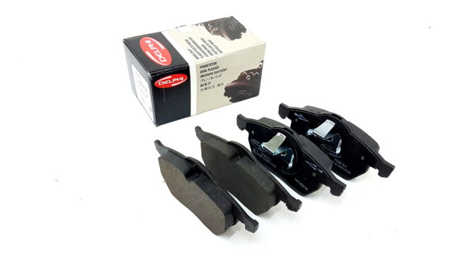 ÖN FREN BALATASI TAKIM OPEL VECTRA B 2,0 BENZİNLİ X20XEV (DELPHİ)