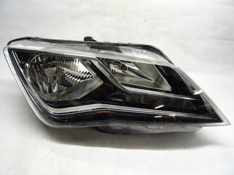 ÖN SAĞ FAR LAMBASI HALOJEN H7 TİP SEAT TOLEDO 2012-2019 (VALEO)