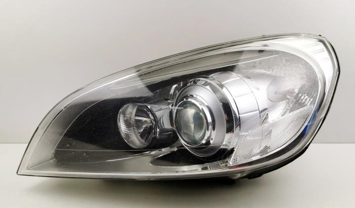 ÖN SOL FAR LAMBASI XENON TİP VOLVO S60 II 2010-2015 (VALEO)