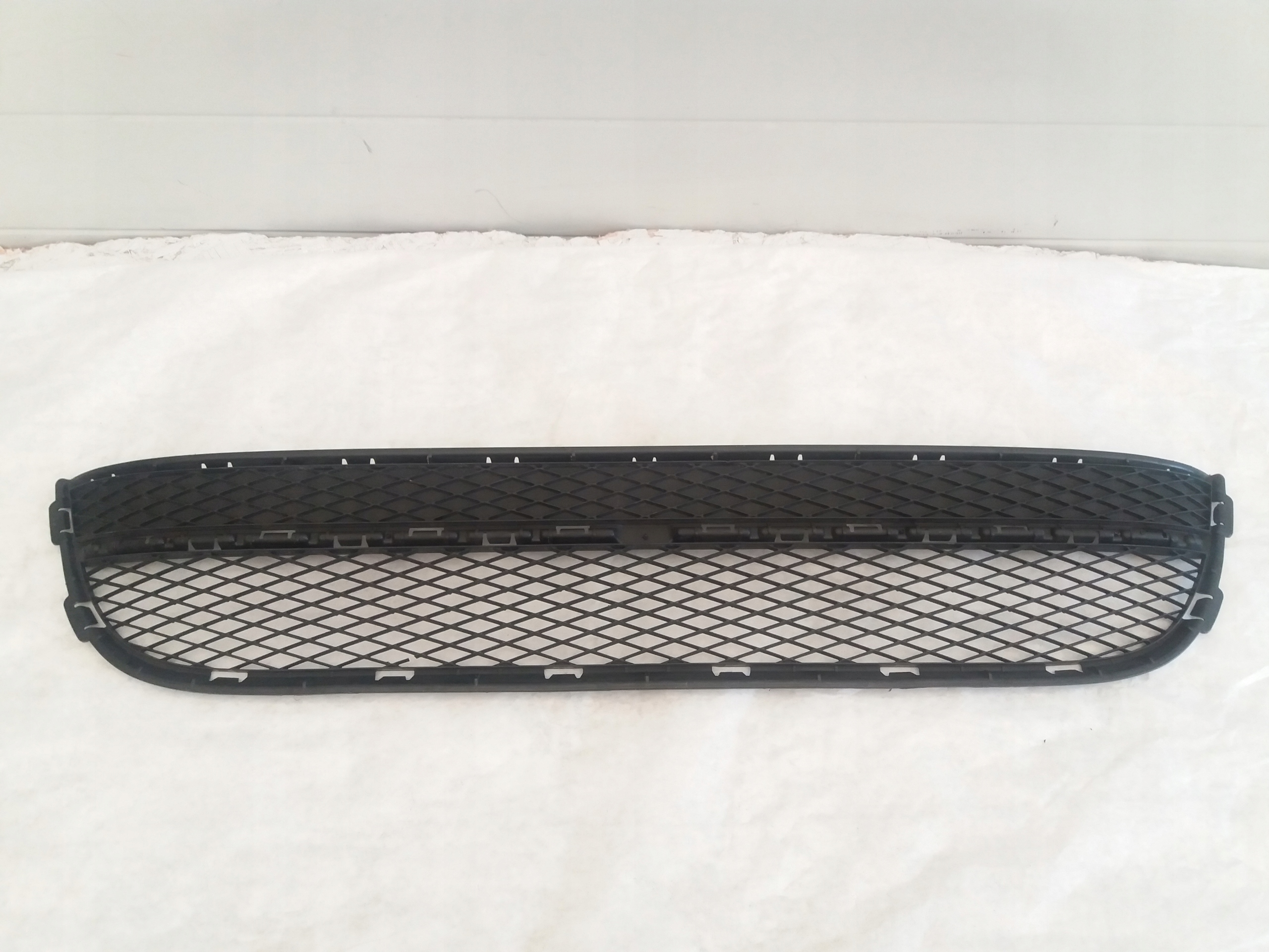ÖN TAMPON ALT ORTA IZGARA VW TIGUAN 2008-2011