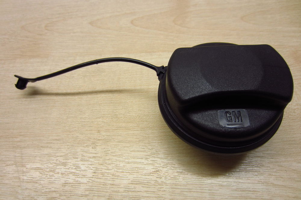 OPEL CORSA D 2007-2014 BENZİNLİ BENZİN YAKIT DEPO İÇ KAPAĞI (GM)