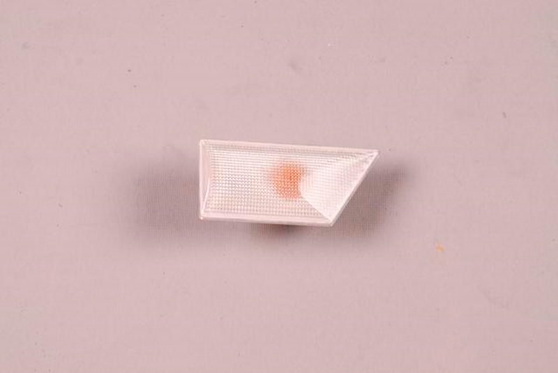 OPEL VECTRA C 2002-2008 / SAĞ ÇAMURLUK SİNYALİ BEYAZ