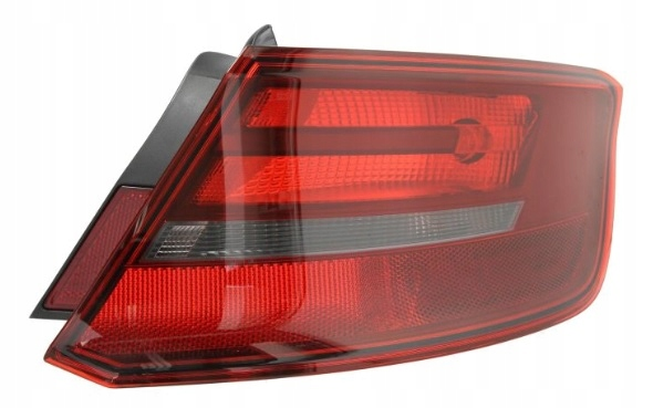 SAĞ DIŞ STOP LAMBASI LEDSİZ TİP AUDI A3 HB 2013-2016 (DEPO)