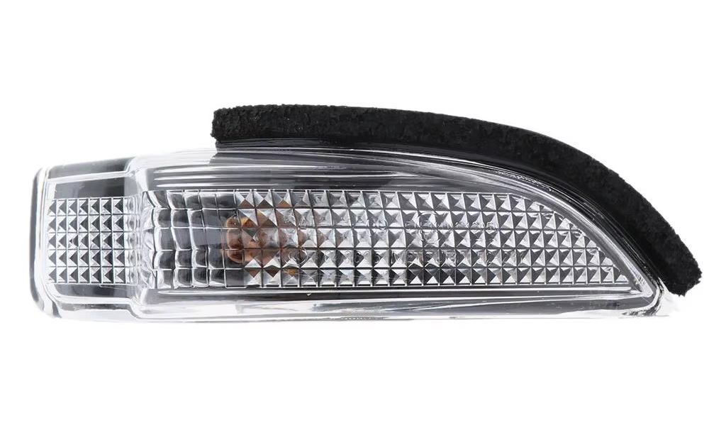 SAĞ DİKİZ AYNA SİNYALİ COROLLA AURIS CHR 2013-2016 ARASI (PIED)