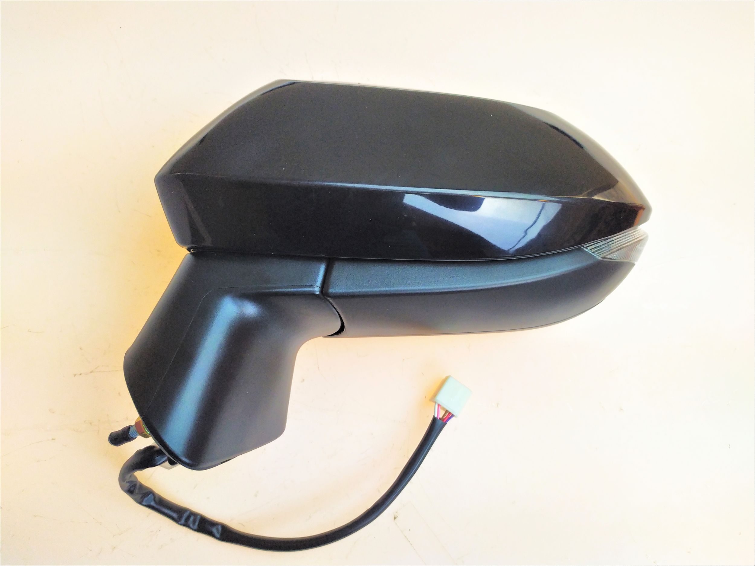 SAĞ DIŞ DİKİZ AYNASI ELEKTRİKLİ KATLANIR TOYOTA COROLLA 2019-2021