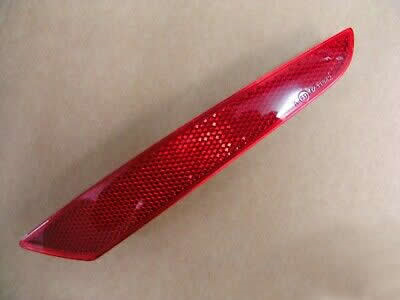 SEAT LEON 2013-2017 / ARKA TAMPON SİS REFLEKTÖRÜ SAĞ KEDİ GÖZÜ