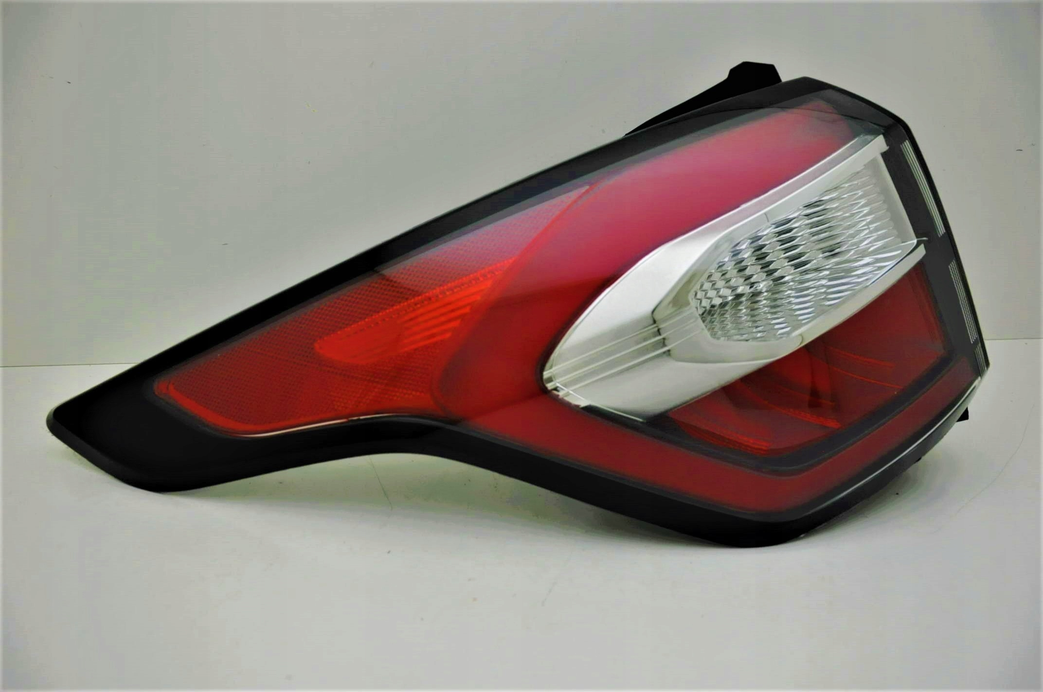 SOL DIŞ STOP LAMBASI FORD KUGA 2017 2018 2019 MODEL (DEPO)